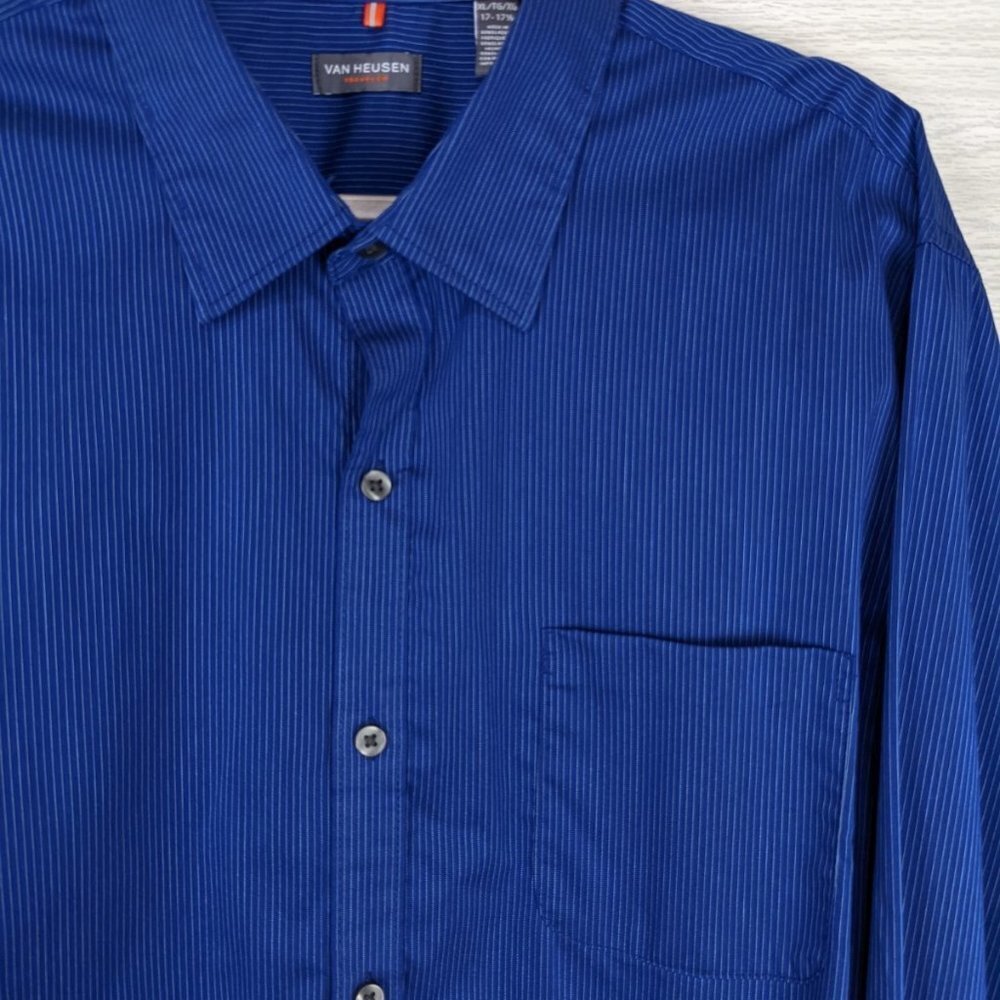 Traveler Dress Shirt Van Heusen XL - Picture 3 of 4